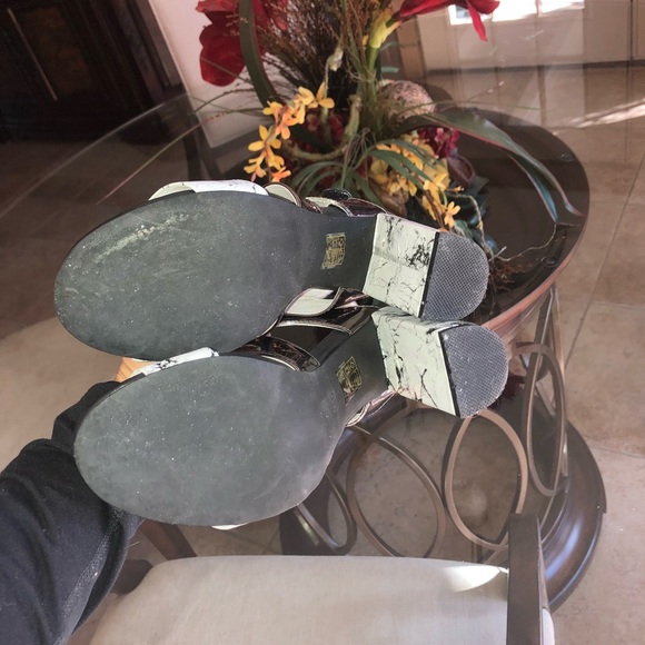 🌺ONLY WORN TWICE PREOWNED JEFFERY CAMPBELL BLOCK HEELS SIZE 7 1/2🌺 - Picture 3 of 5